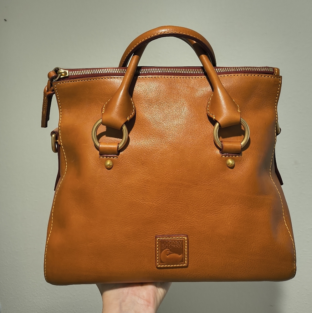 RARE!! Dooney & Bourke Leanna Satchel Florentine Leather in the Color Natural